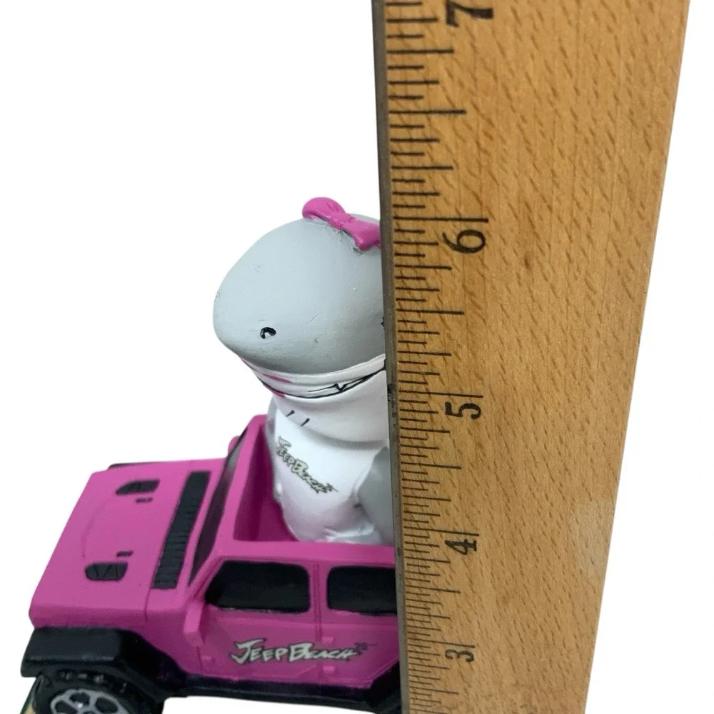Daytona Tortugas Ruby Jeep‎ Beach Mascot Bobblehead Bobble Pink Jeep   Baseball